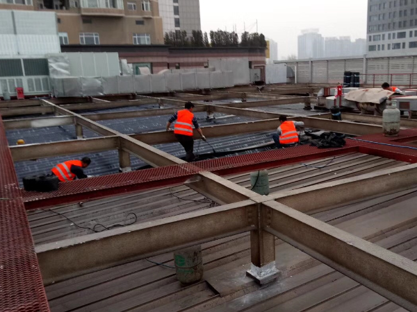 南京蘇州防水公司：高分子聚合物液體防水材料的優(yōu)越性介紹